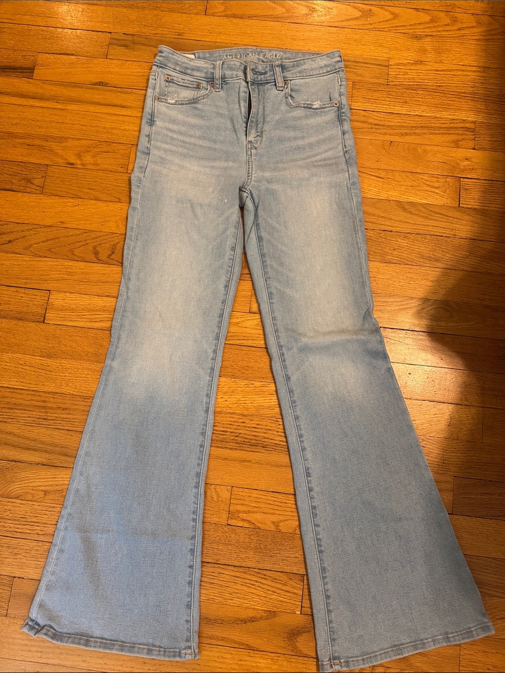 American Eagle Light Wash super High-Rise Flare Jeans